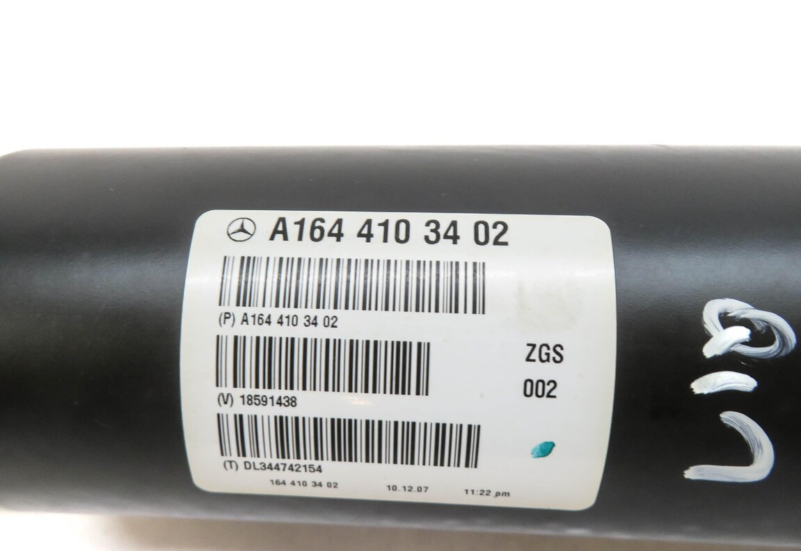Thumbnail 5: 2007-2012 MERCEDES GL-CLASS (X164) REAR DRIVESHAFT DRIVELINE DRIVE LINE SHAFT