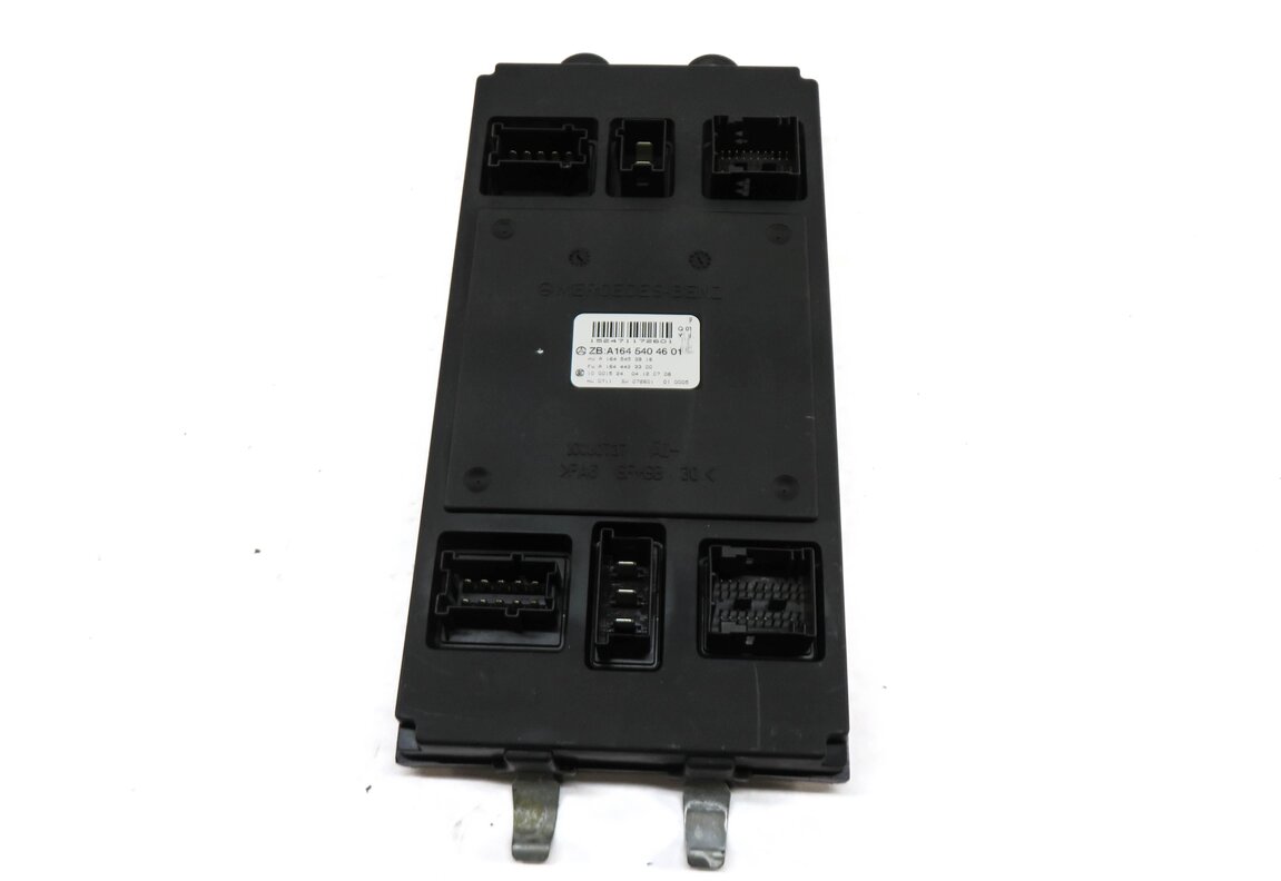 Thumbnail 2: 08-09 MERCEDES GL GLASS (X164) FRONT SIGNAL ACQUISITION ACTIVATION MODULE SAM