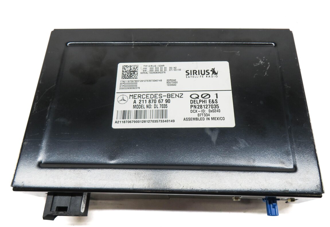 Thumbnail 2: 07-12 MERCEDES E GL ML CLK R (W211 W164 X164) SIRIUS SATELLITE RADIO RECEIVER