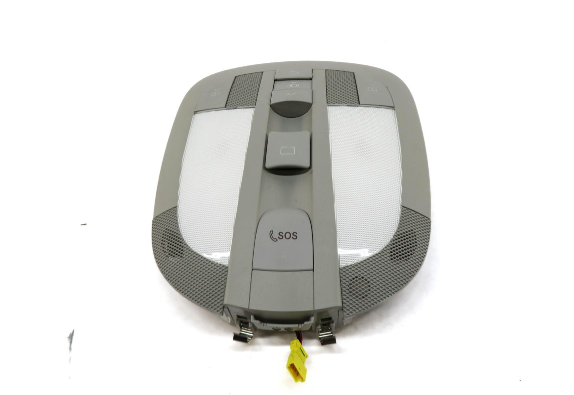 Thumbnail 3: 2008 MERCEDES GL450 (X164) FRONT DOMELIGHT MAP READING DOME LIGHT LAMP (GRAY)