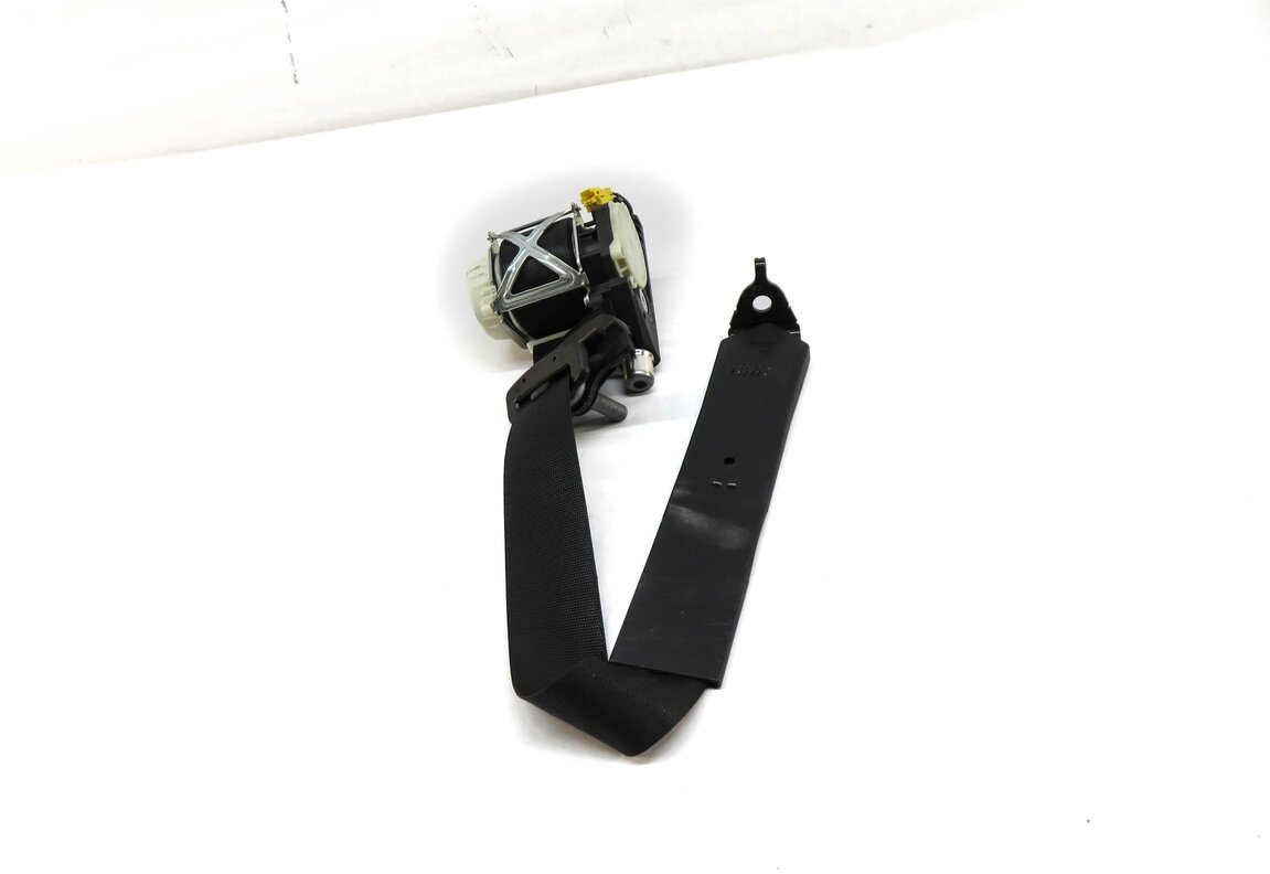 Thumbnail 2: 2008 MERCEDES GL450 (X164) REAR 3rd ROW SEAT RIGHT SEATBELT RETRACTOR (BLACK)