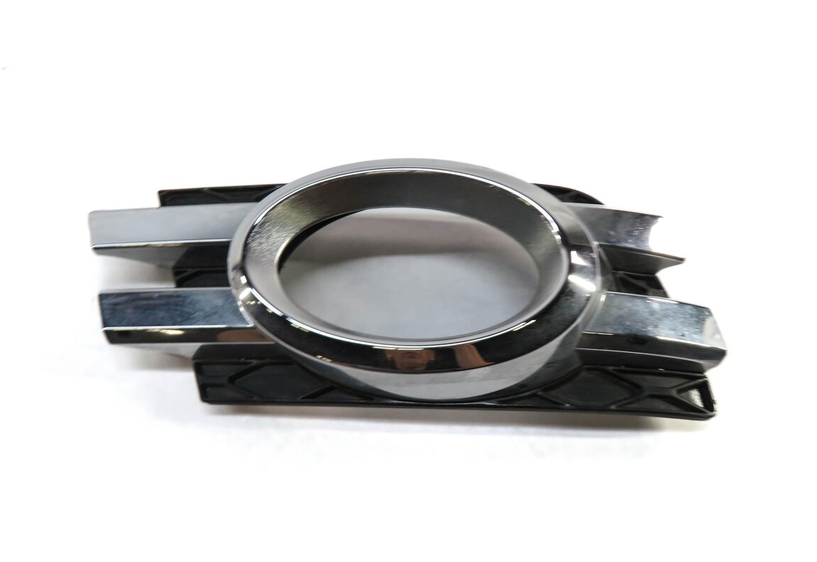 Thumbnail 3: 2008 MERCEDES GL450 (X164) RIGHT FRONT PASSENGER FOGLIGHT FOG LIGHT GRILLE TRIM