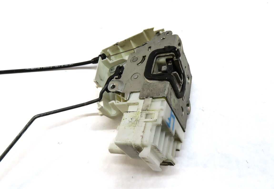 Thumbnail 4: 2007-2012 MERCEDES GL ML (W164 X164) LEFT FRONT DRIVER KEYLESS GO DOOR LATCH