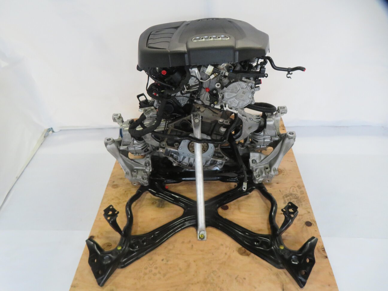 Thumbnail 13: 17-19 AUDI A4 ALLROAD (B8 8W) 2.0L CYMC ENGINE ASSEMBLY (91k ASE TESTED VIDEO)