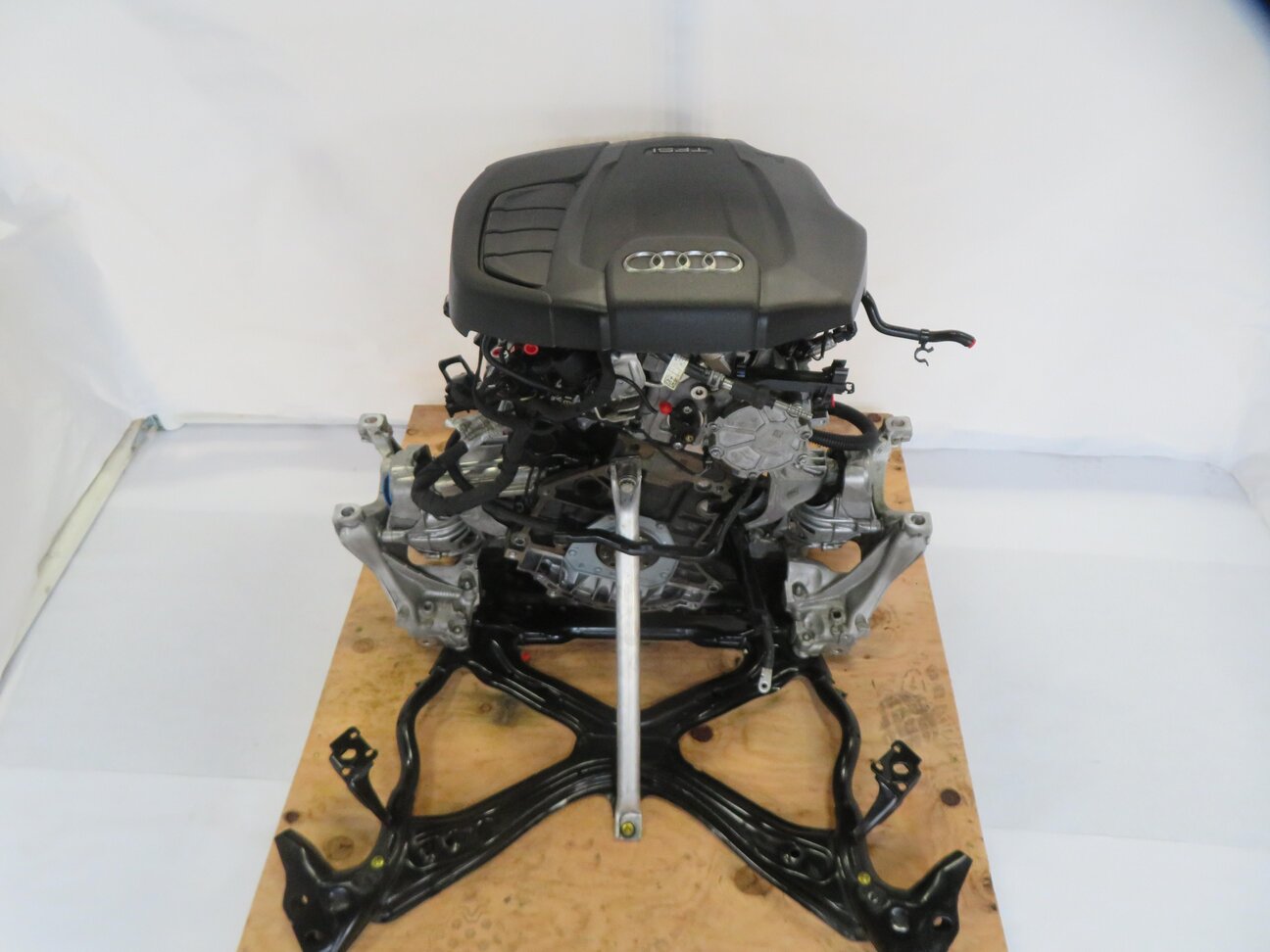 Thumbnail 6: 17-19 AUDI A4 ALLROAD (B8 8W) 2.0L CYMC ENGINE ASSEMBLY (91k ASE TESTED VIDEO)
