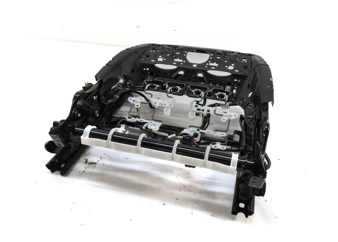 Thumbnail 2: 2017-2022 AUDI A4 (B9 8W) LEFT FRONT DRIVER SPORT SEAT TRACK ASSEMBLY w/ MOTORS