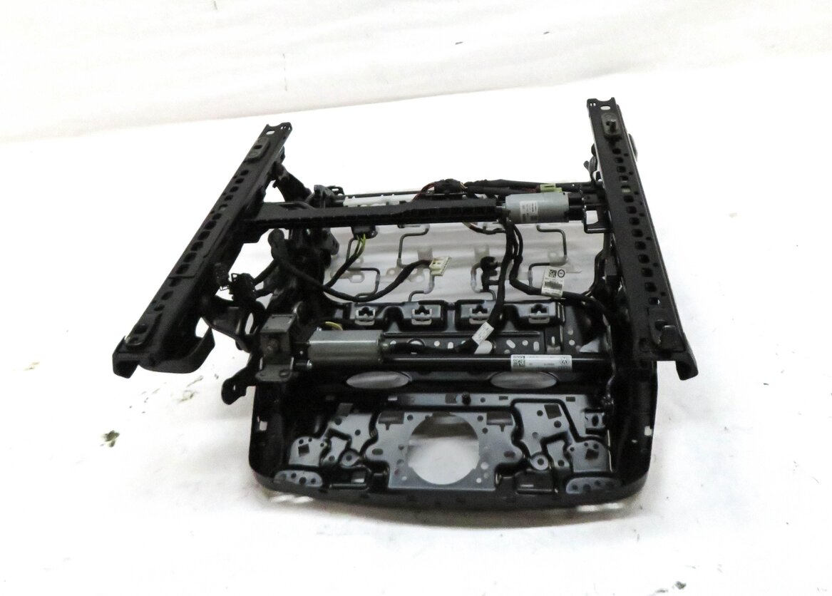 Thumbnail 4: 2017-2022 AUDI A4 (B9 8W) LEFT FRONT DRIVER SPORT SEAT TRACK ASSEMBLY w/ MOTORS