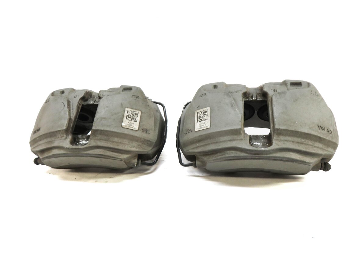 Thumbnail 2: 2017-2019 AUDI A4 A5 (B9 8W 8W6) FRONT LEFT & RIGHT BRAKE CALIPER SET-2