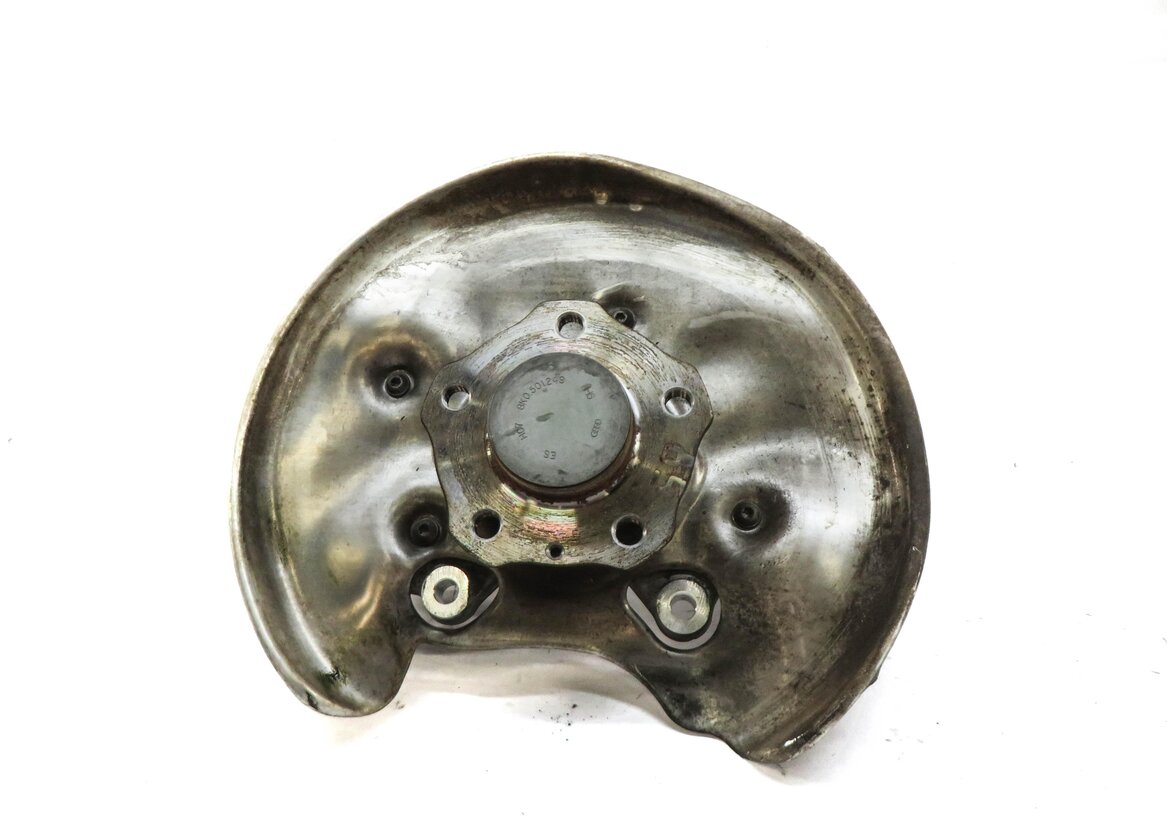 Thumbnail 4: 2017-2020 AUDI A4 (B9 8W) FWD - LEFT DRIVER REAR SPINDLE KNUCKLE WHEEL HUB