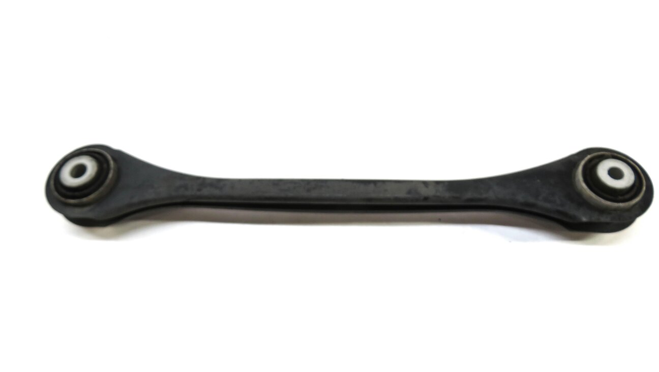 Thumbnail 7: 2017-2019 AUDI A4 ALLROAD (B9 8W) RIGHT PASSENGER REAR CONTROL ARM SET
