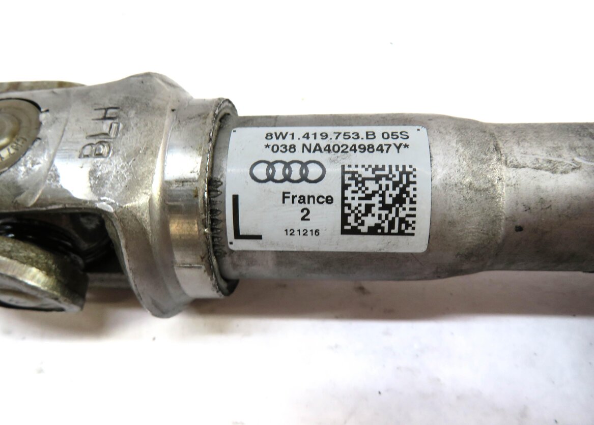 Thumbnail 4: 2017 AUDI A4 (B9 8W) AWD - STEERING COLUMN SHAFT U-JOINT LINKAGE COUPLER SHAFT