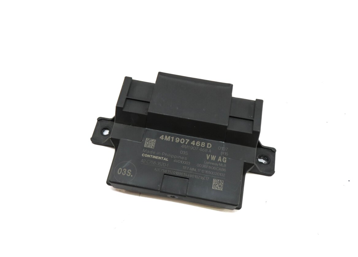 2017 AUDI A4 (B9 8W) CENTRAL GATEWAY CONTROL MODULE