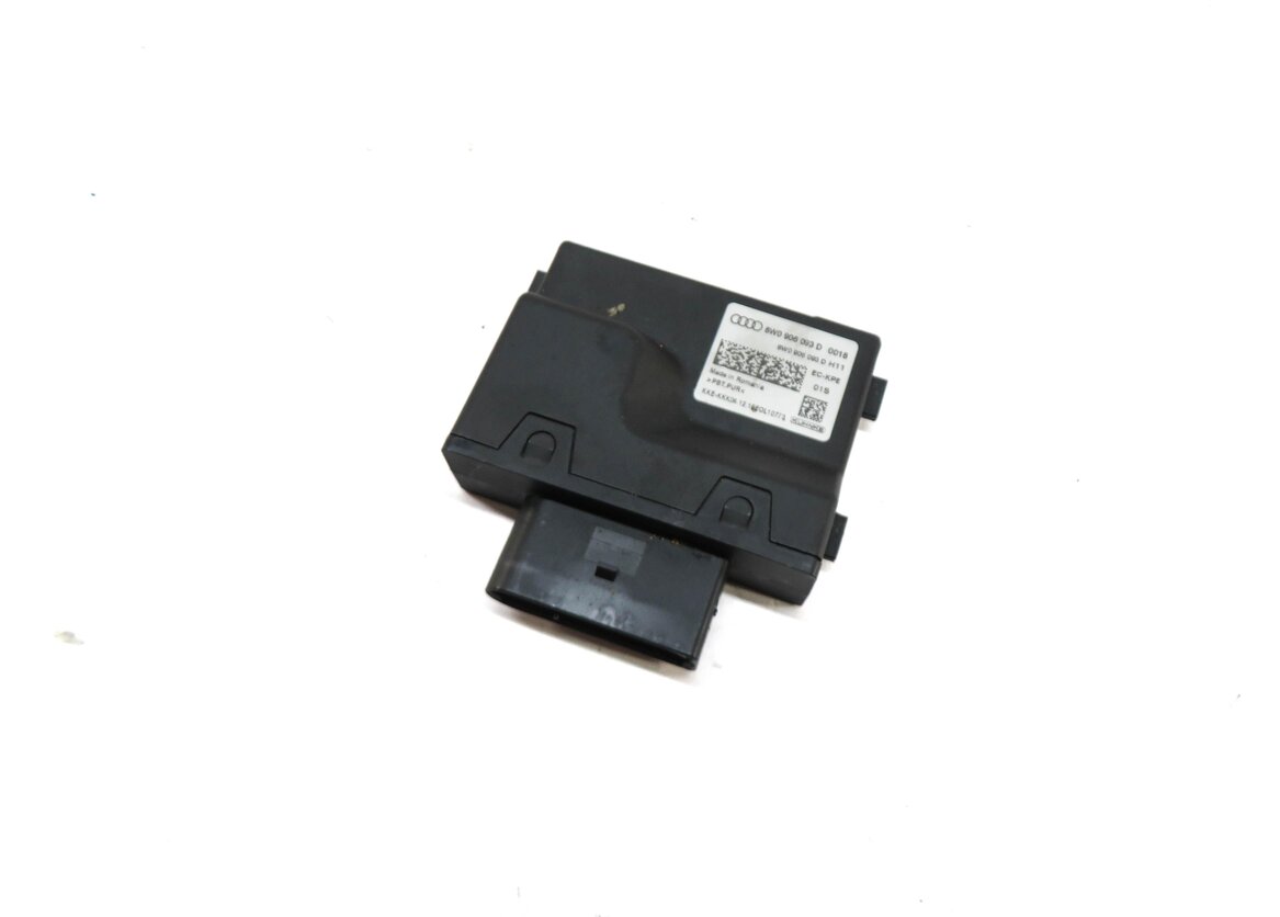 2017 AUDI A4 (B9 8W) FUEL PUMP CONTROL MODULE