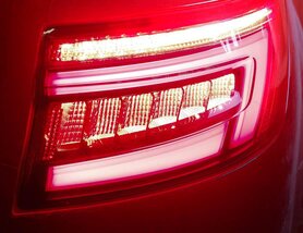 Thumbnail 2: 2017-2019 AUDI A4 (B9 8W) RIGHT PASSENGER OUTER LED TAILLIGHT BRAKE LIGHT LAMP