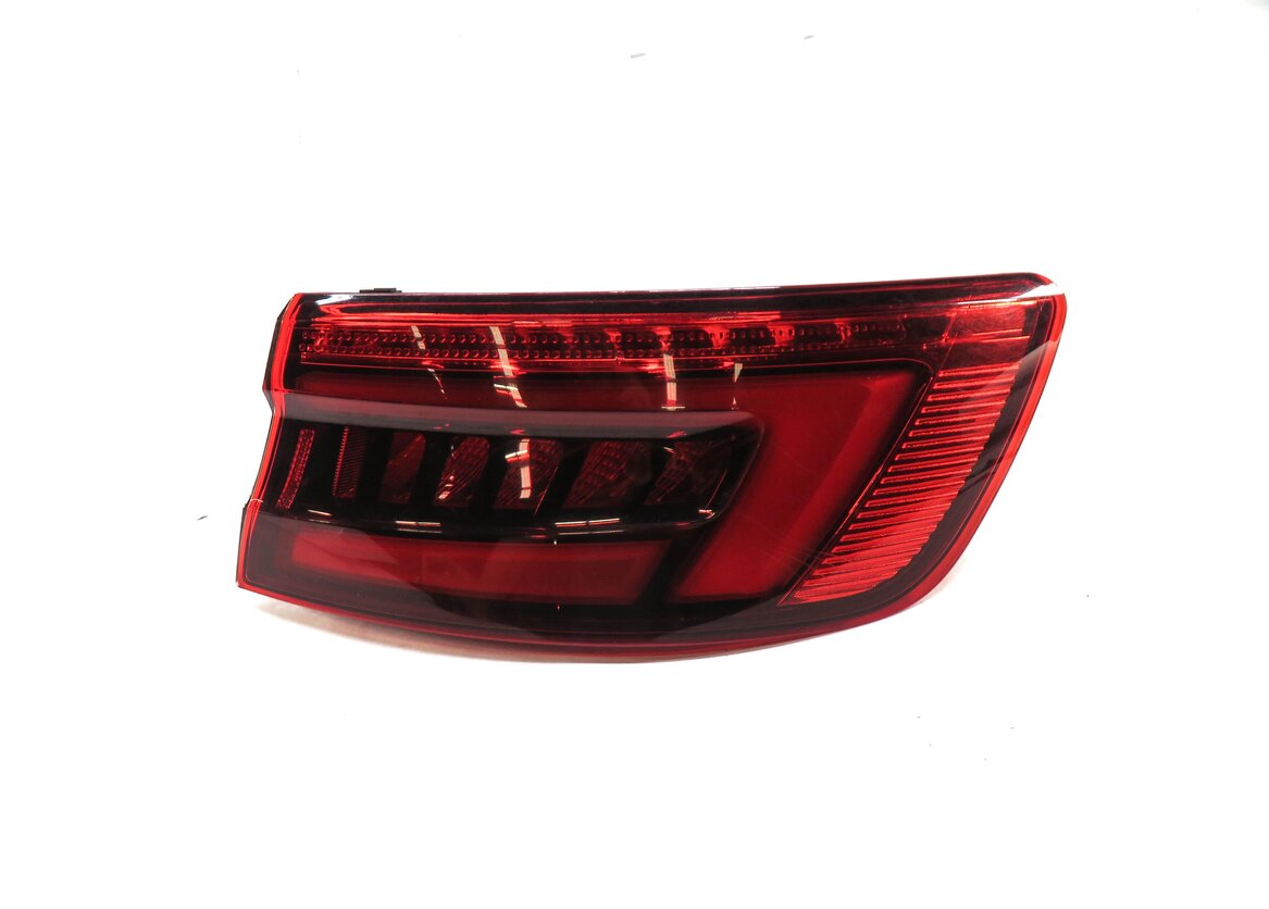 Thumbnail 3: 2017-2019 AUDI A4 (B9 8W) RIGHT PASSENGER OUTER LED TAILLIGHT BRAKE LIGHT LAMP