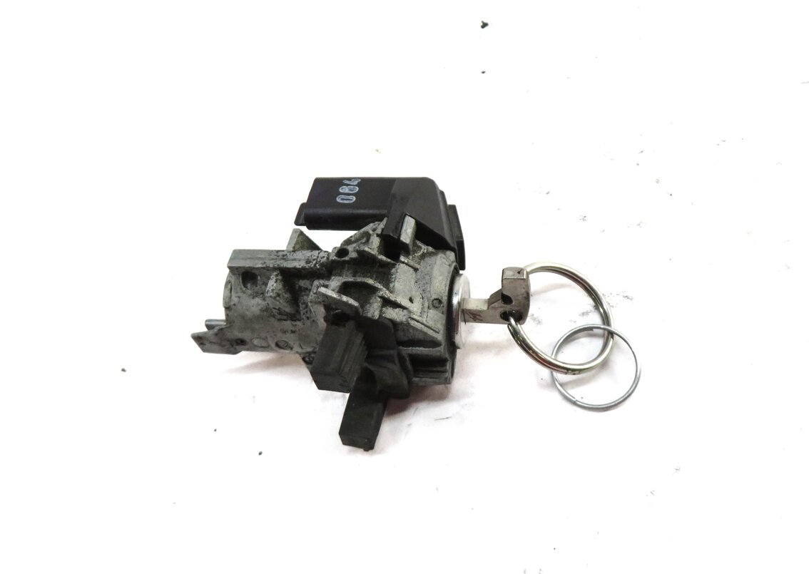 Thumbnail 8: 2014 MERCEDES E350 CONVERTIBLE (W207) LEFT DRIVER DOOR TRUCK LOCK CYLINDER & KEY