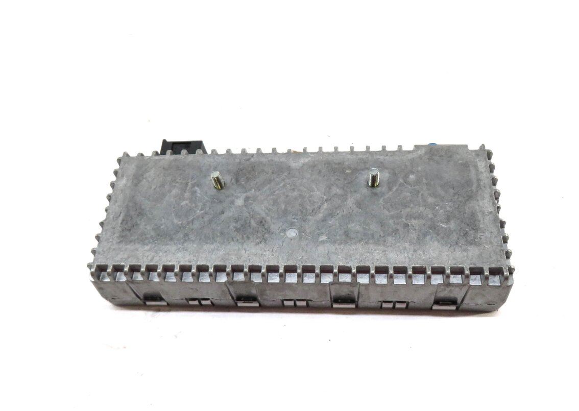 Thumbnail 3: 2014 MERCEDES E350 CONVERTIBLE (A207 W207) SIRIUS SATELLITE RADIO CONTROL MODULE