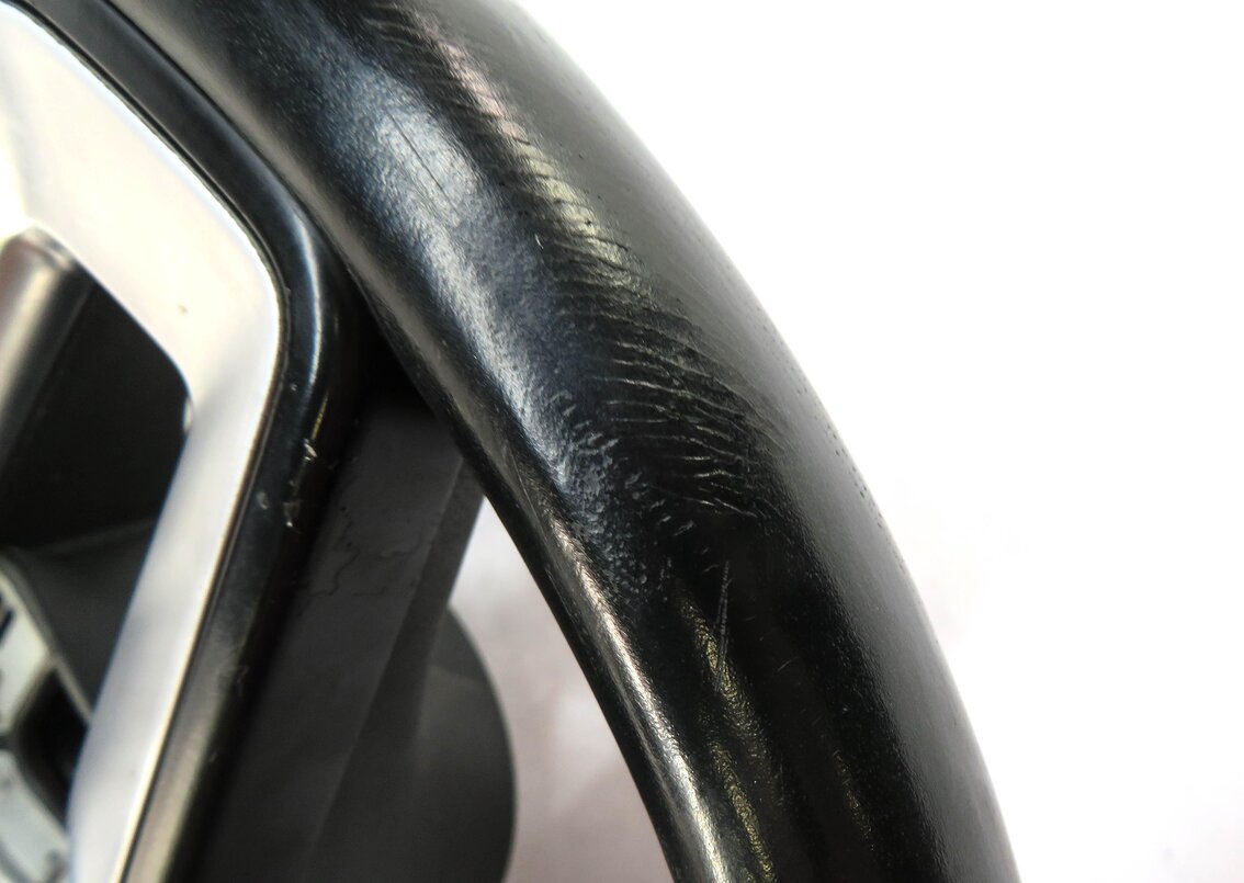 Thumbnail 6: 13-15 E CLS CLASS (C218 W212 W207) 3-SPOKE SPORT STEERING WHEEL w/o LANE ASSIST