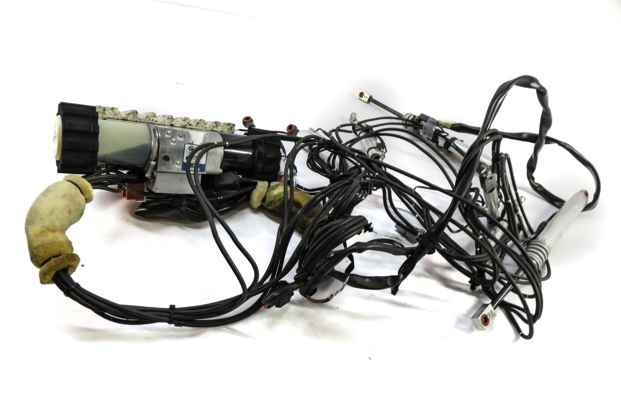 Thumbnail 4: 2007-2013 BMW 328i 335i M3 ///M (E93) CONVERTIBLE TOP HYDRAULIC PUMP MOTOR