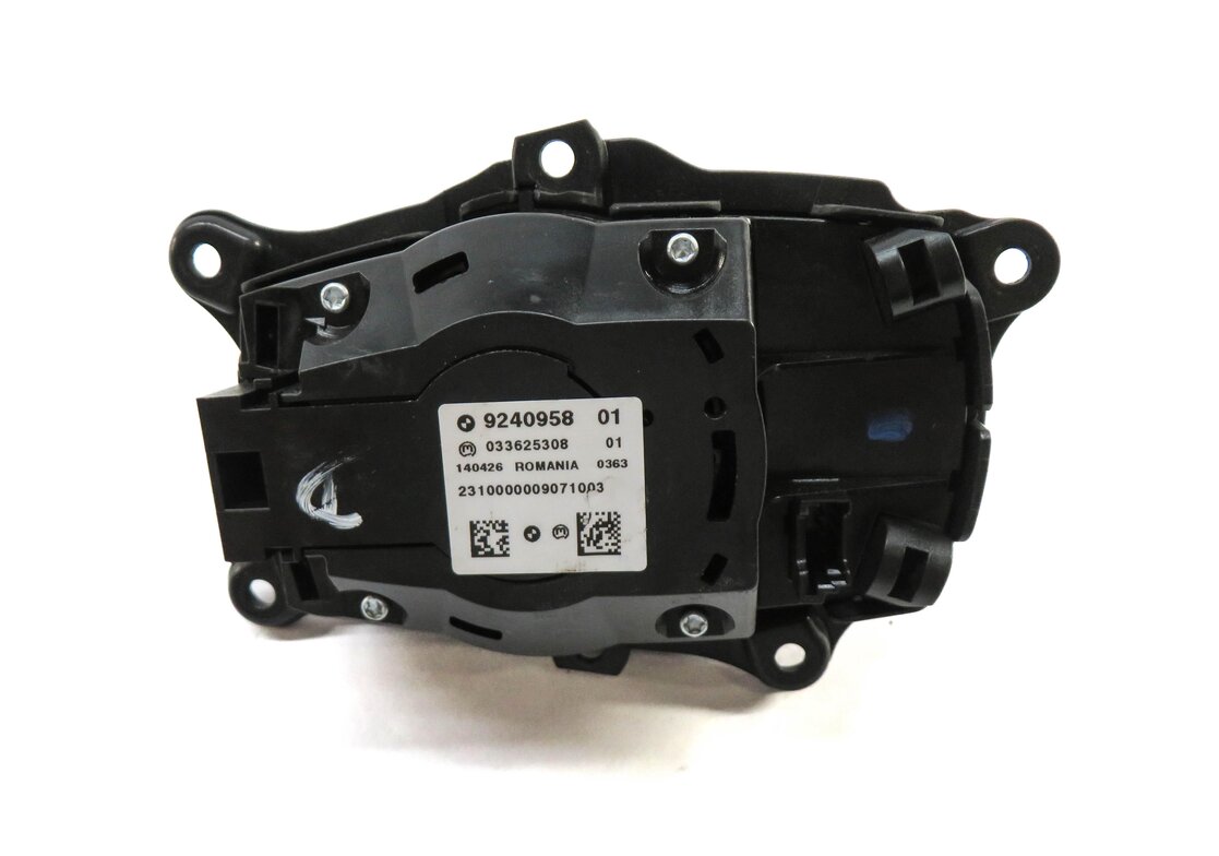 Thumbnail 4: 2011 BMW 335i (E90) RADIO STEREO GPS MEDIA NAVIGATION iDRIVE CONTROL SWITCH KNOB