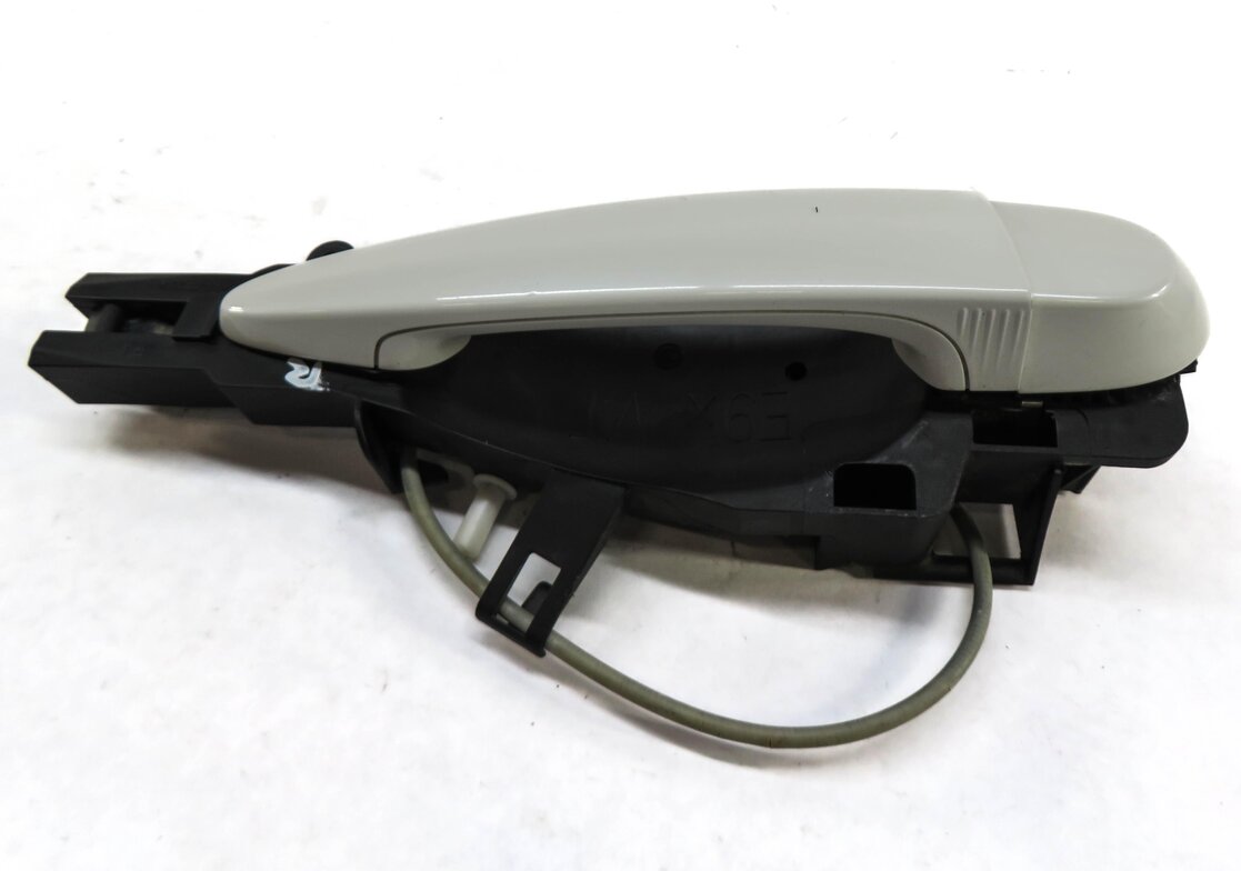 Thumbnail 3: 2008-2013 BMW 328i 335i M3 (E93) CONVERTIBLE - RIGHT COMFORT DOOR HANDLE (WHITE)