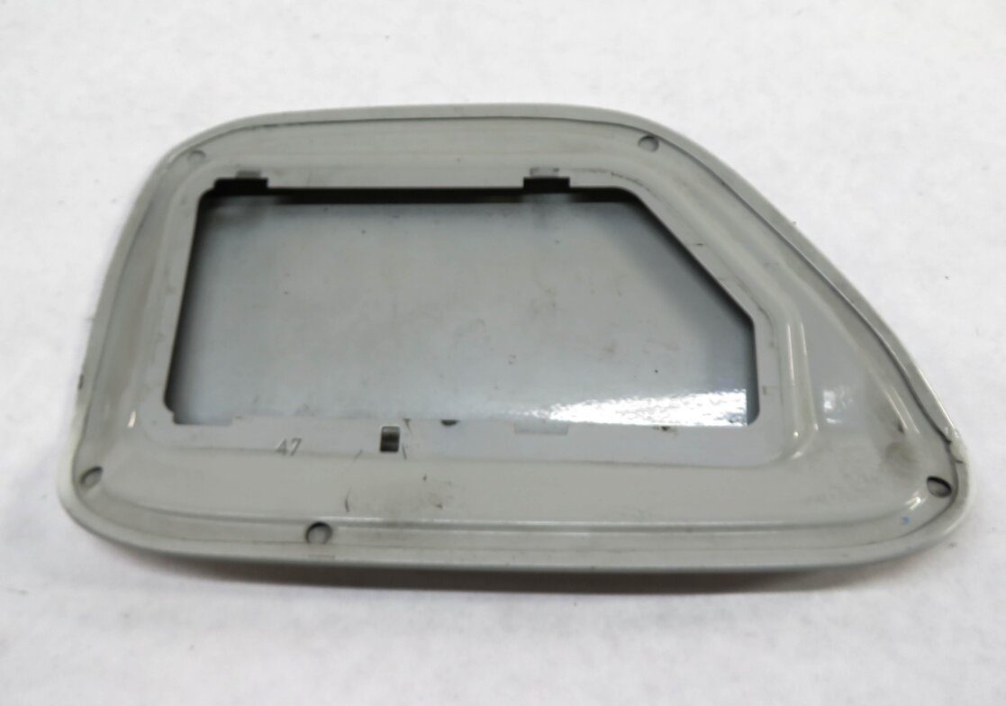 Thumbnail 4: 07-13 BMW 328i 335i M3 (E93) CONVERTIBLE FUEL TANK DOOR LID COVER TRIM (WHITE)