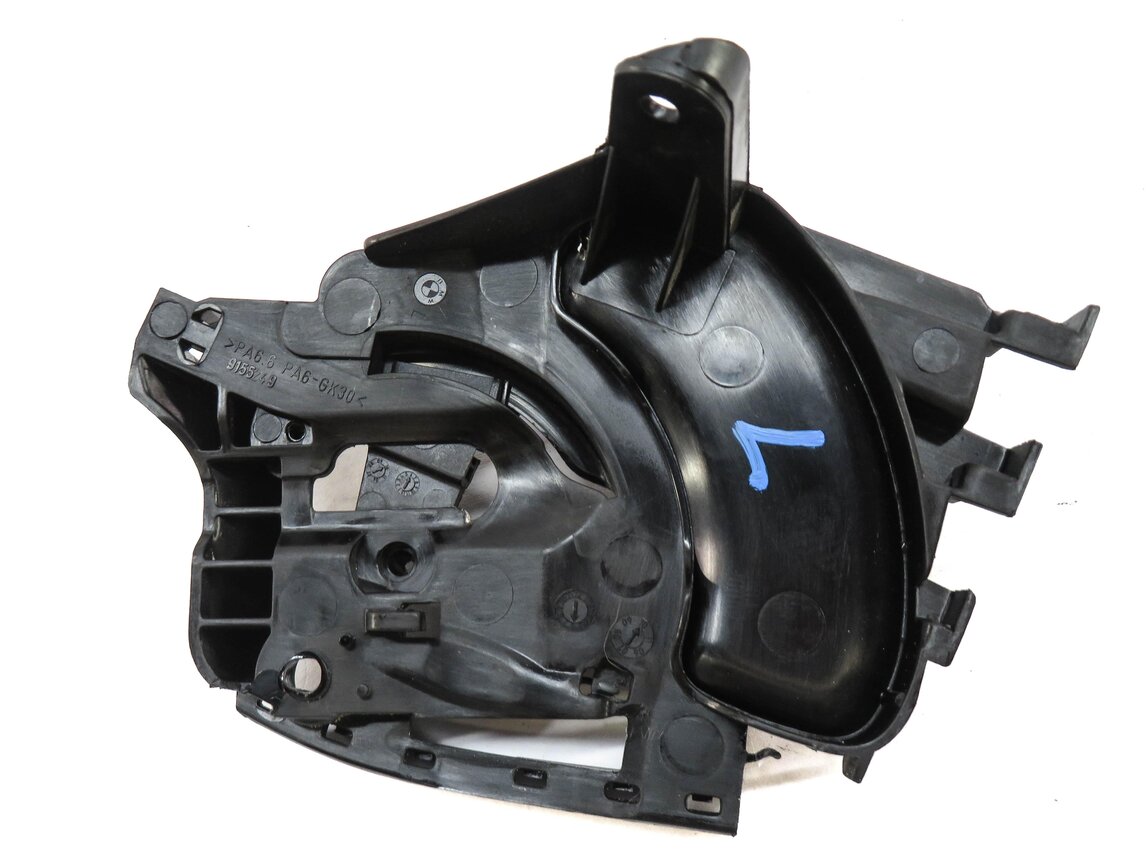 Thumbnail 3: 2011 BMW 335i (E90) LEFT FRONT DRIVER SEAT BACK RELEASE HANDLE