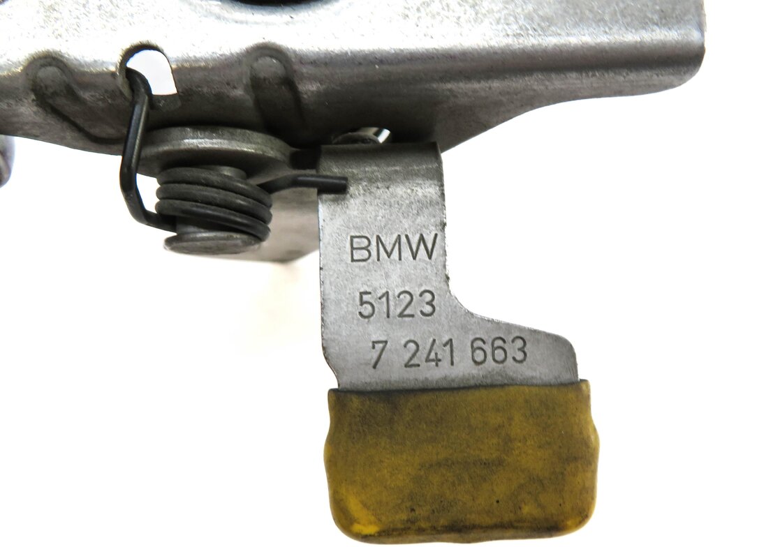 Thumbnail 5: 2011 BMW 335i (E90) FRONT HOOD SAFETY LATCH CATCH LATCH SET-3
