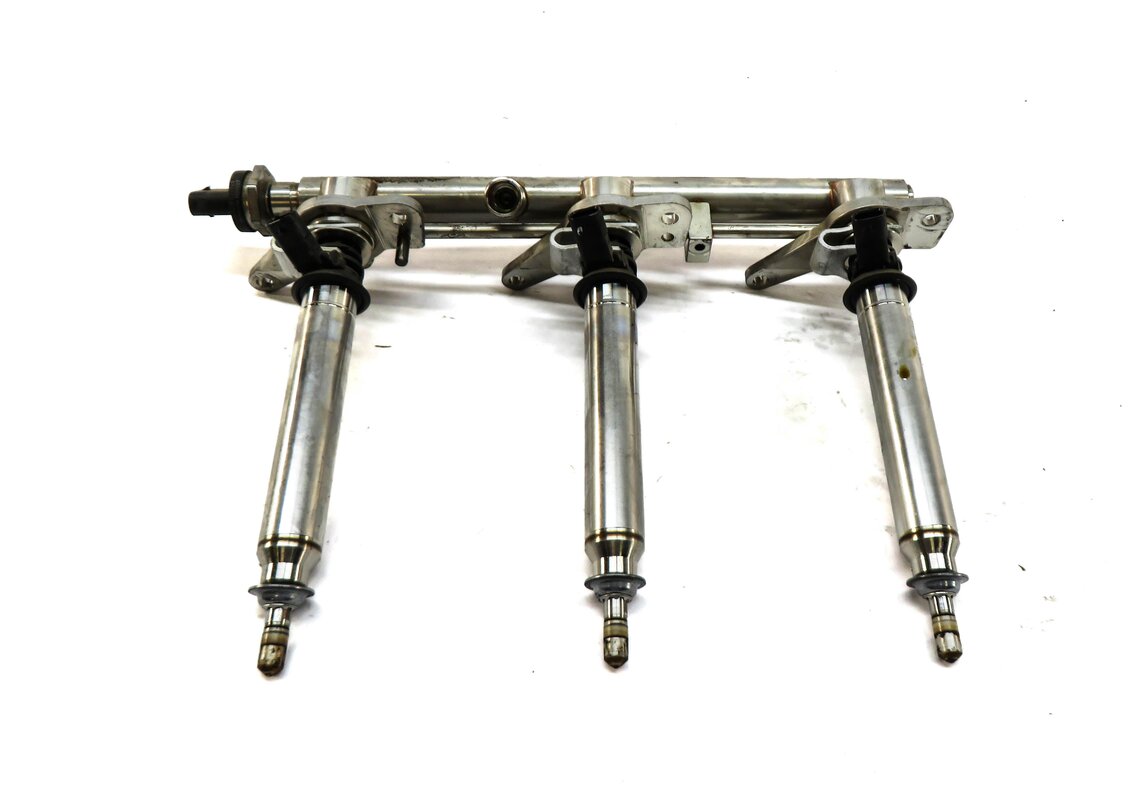 Thumbnail 9: 2014 MERCEDES E350 (W212) 3.5L M276 ENGINE FUEL INJECTOR SET w/ RAILS