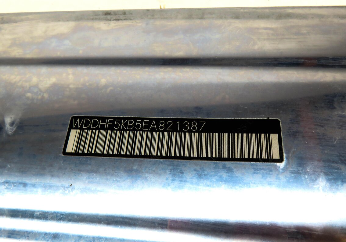 Thumbnail 5: 2014 MERCEDES E350 (W212) REAR LICENSE PLATE BASE MOUNT RETAINER BRACKET HOLDER