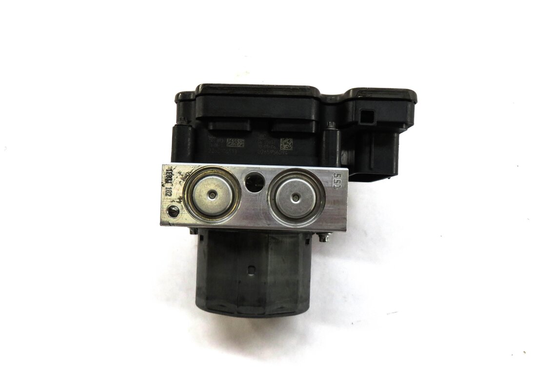Thumbnail 3: 2014 MERCEDES E250 E300 E350 E550 (A207 C207 W207 W212) BRAKE PUMP w/ MODULE