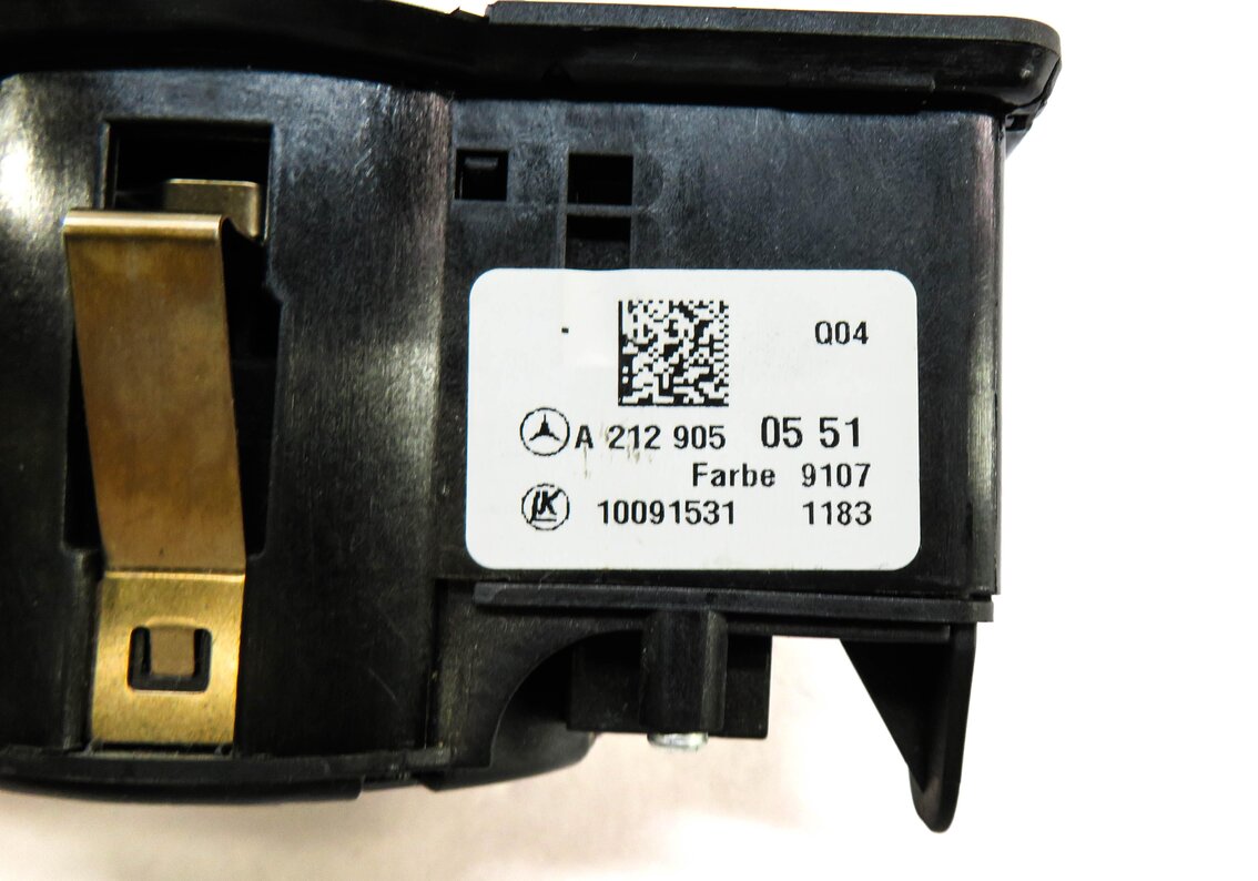 Thumbnail 5: 12-21 MERCEDES B CLA E G GL ML CLS SLK (A207 C207 W207 W212) HEADLIGHT SWITCH