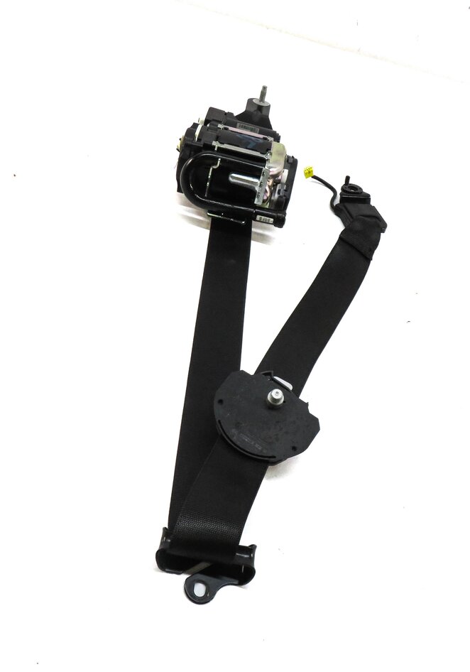 12-16 MERCEDES E250 E300 E350 E550 (W212) PASSENGER SEATBELT RETRACTOR (BLACK)