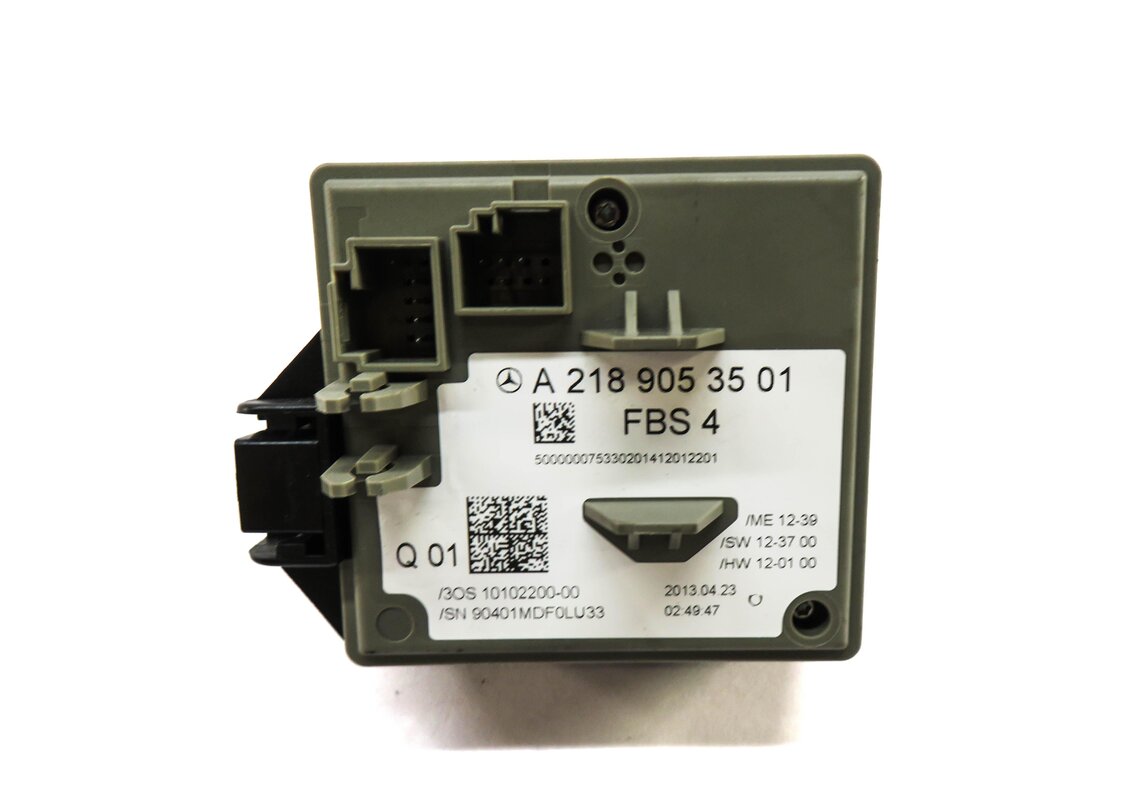 Thumbnail 3: 2014 MERCEDES E-CLASS (A207 C207 W212) IGNITION SWITCH MODULE KEY READER
