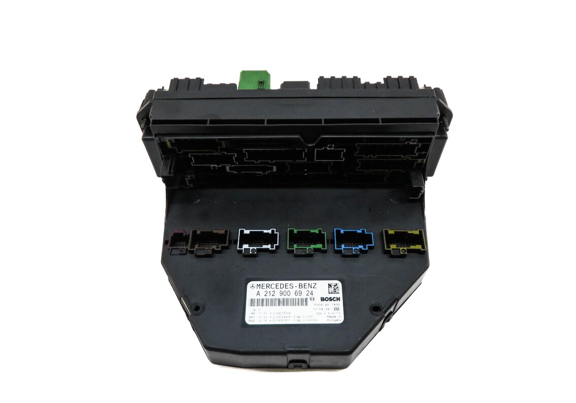 Thumbnail 2: 14-15 MERCEDES E SL CLS (C218 R231 W212) FRONT SIGNAL ACQUISITION CONTROL MODULE
