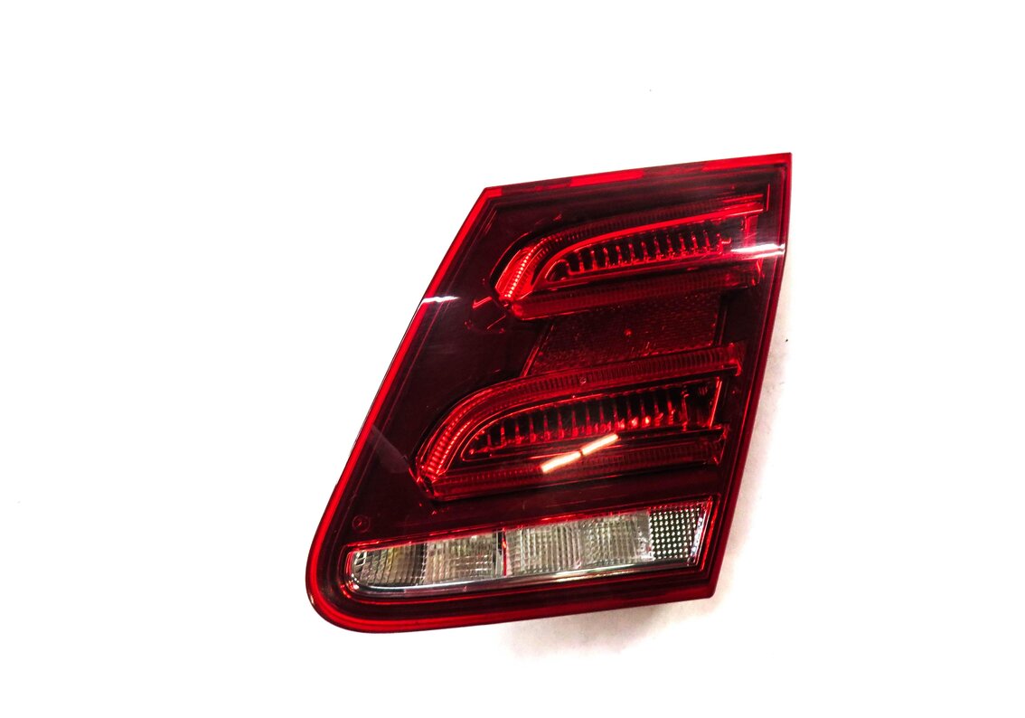 Thumbnail 5: 14-16 MERCEDES E-CLASS SEDAN W212 REAR RIGHT INNER LED TAILLIGHT TAIL LIGHT LAMP