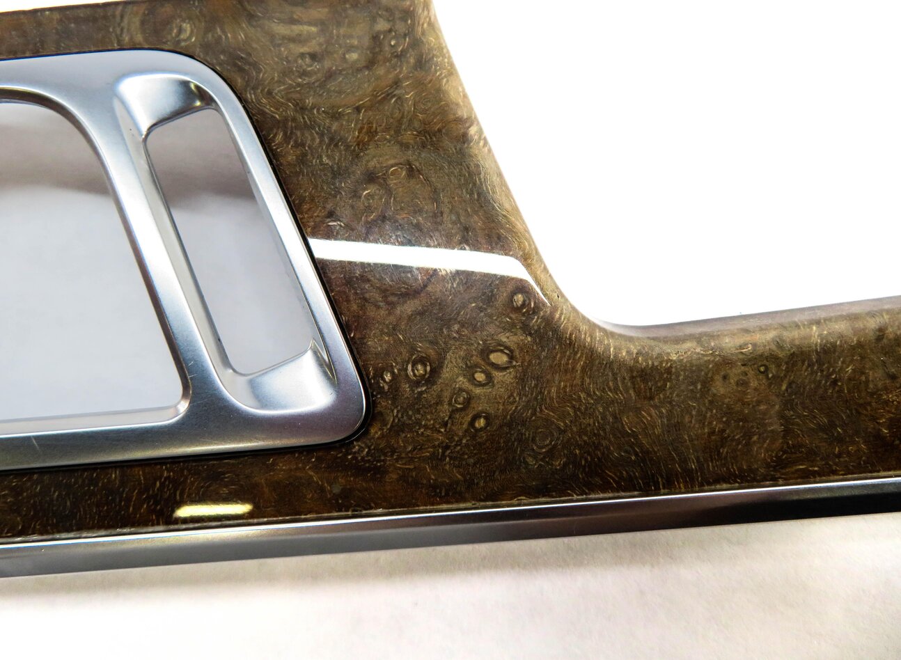 Thumbnail 5: 2014 MERCEDES E350 (W212) DASH DOOR CONSOLE WOOD GRAIN TRIM SET (WALNUT VENEER)