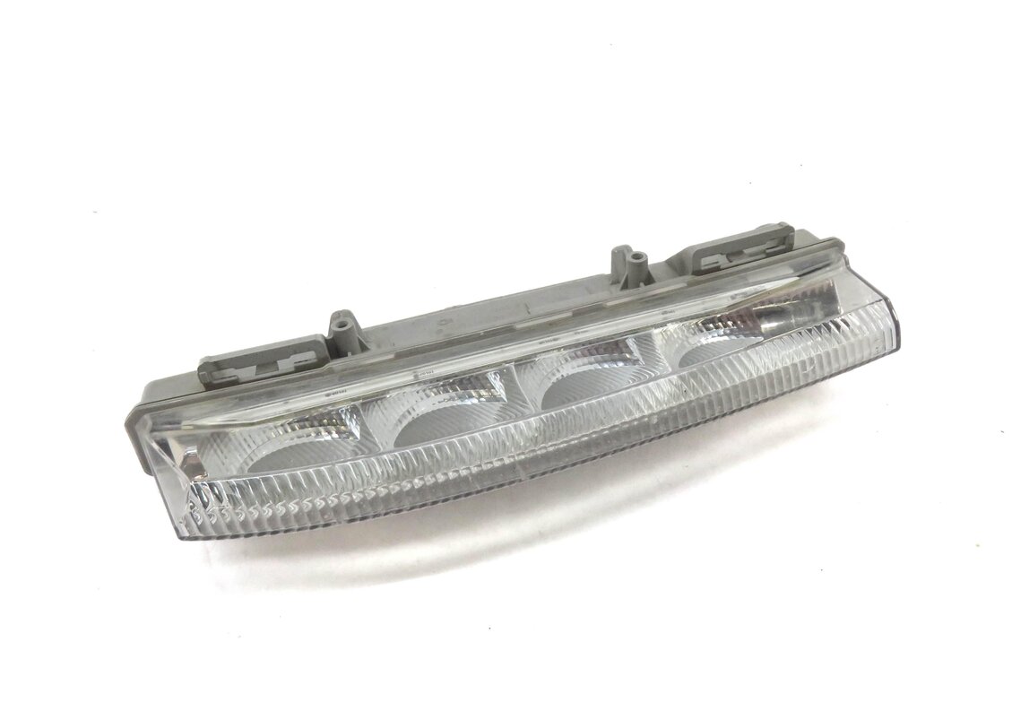 11-15 MERCEDES C E SLK (A207 C207 W204 W212 R172) RIGHT DRL FOGLIGHT LIGHT LAMP