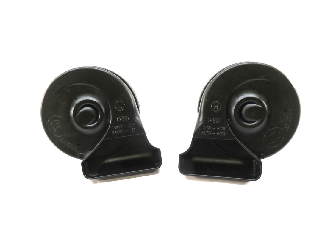 Thumbnail 2: 08-18 MERCEDES C E GLK CLS (W204 W207 W212 X204 C218) HIGH & LOW TONE HORN SET
