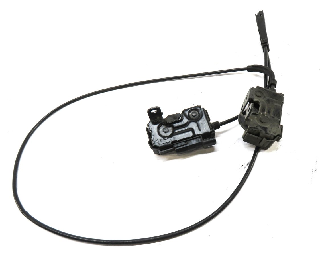Thumbnail 2: 2012 MERCEDES C250 (W204) FRONT LEFT & RIGHT LOWER HOOD LOCK LATCH SET w/ CABLE