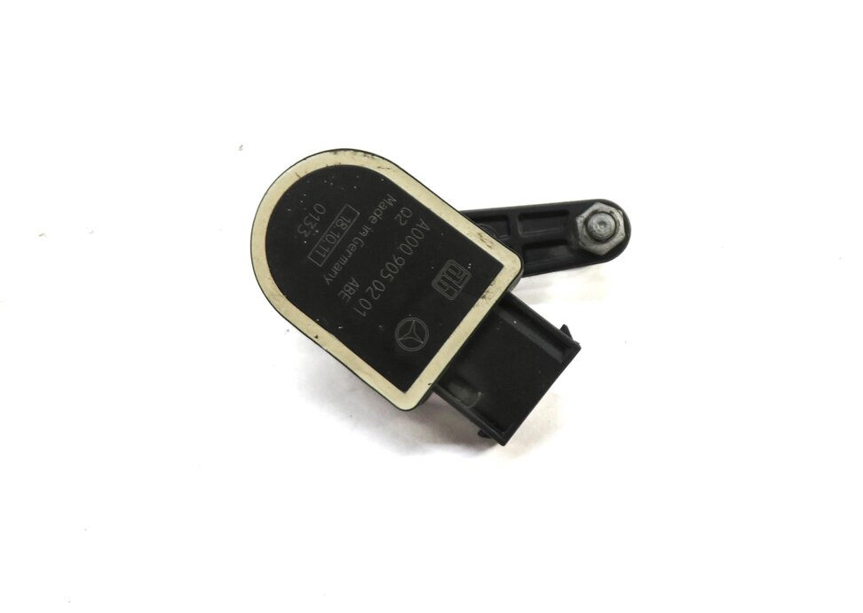 Thumbnail 2: 2012 MERCEDES C250 (W204) LEFT FRONT DRIVER SUSPENSION HEIGHT LEVEL SENSOR