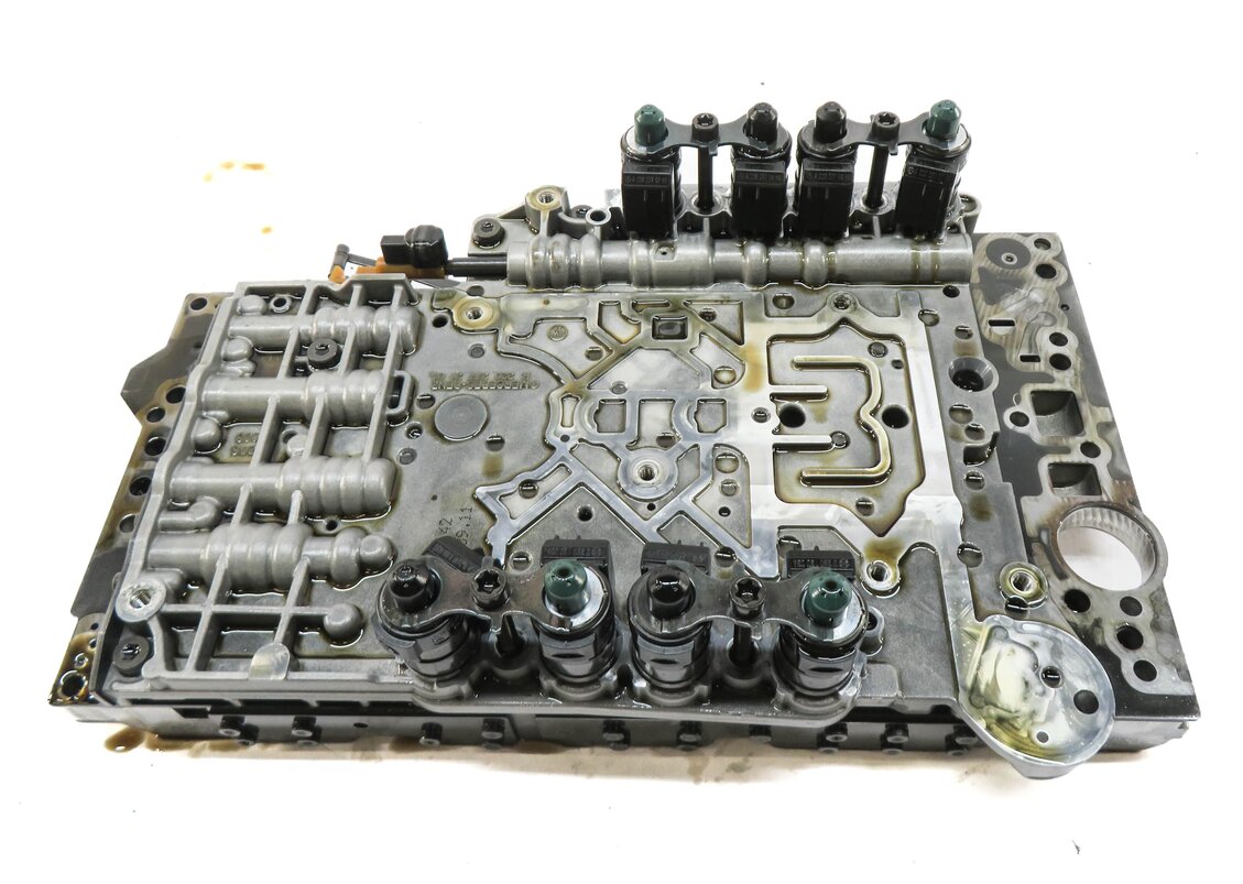 Thumbnail 2: 12-15 MERCEDES C250 C350 SLK250 SLK350 (R172 W204) TRANSMISSION VALVE BODY BLOCK