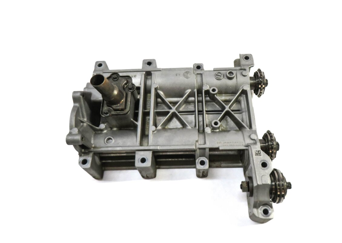 Thumbnail 5: 2012 MERCEDES C250 (W204) 1.8L M271 TURBO ENGINE OIL PUMP BALANCE SHAFT ASSEMBLY
