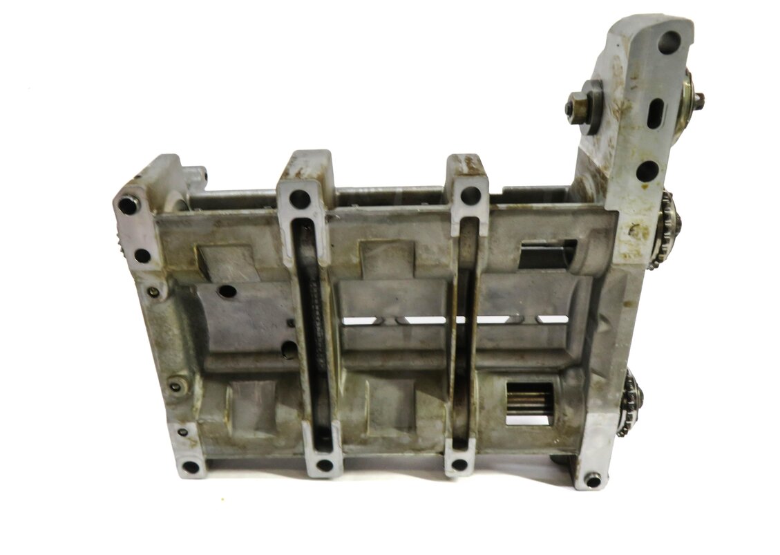 Thumbnail 6: 2012 MERCEDES C250 (W204) 1.8L M271 TURBO ENGINE OIL PUMP BALANCE SHAFT ASSEMBLY