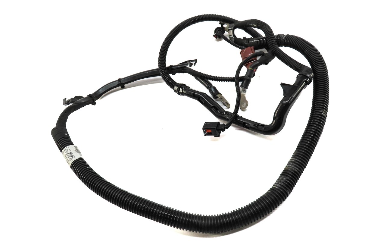 Thumbnail 2: 2020 AUDI Q5 (FY 80A) 2.0L DJYA TURBO ENGINE STARTER ALTERNATOR BATTERY CABLE