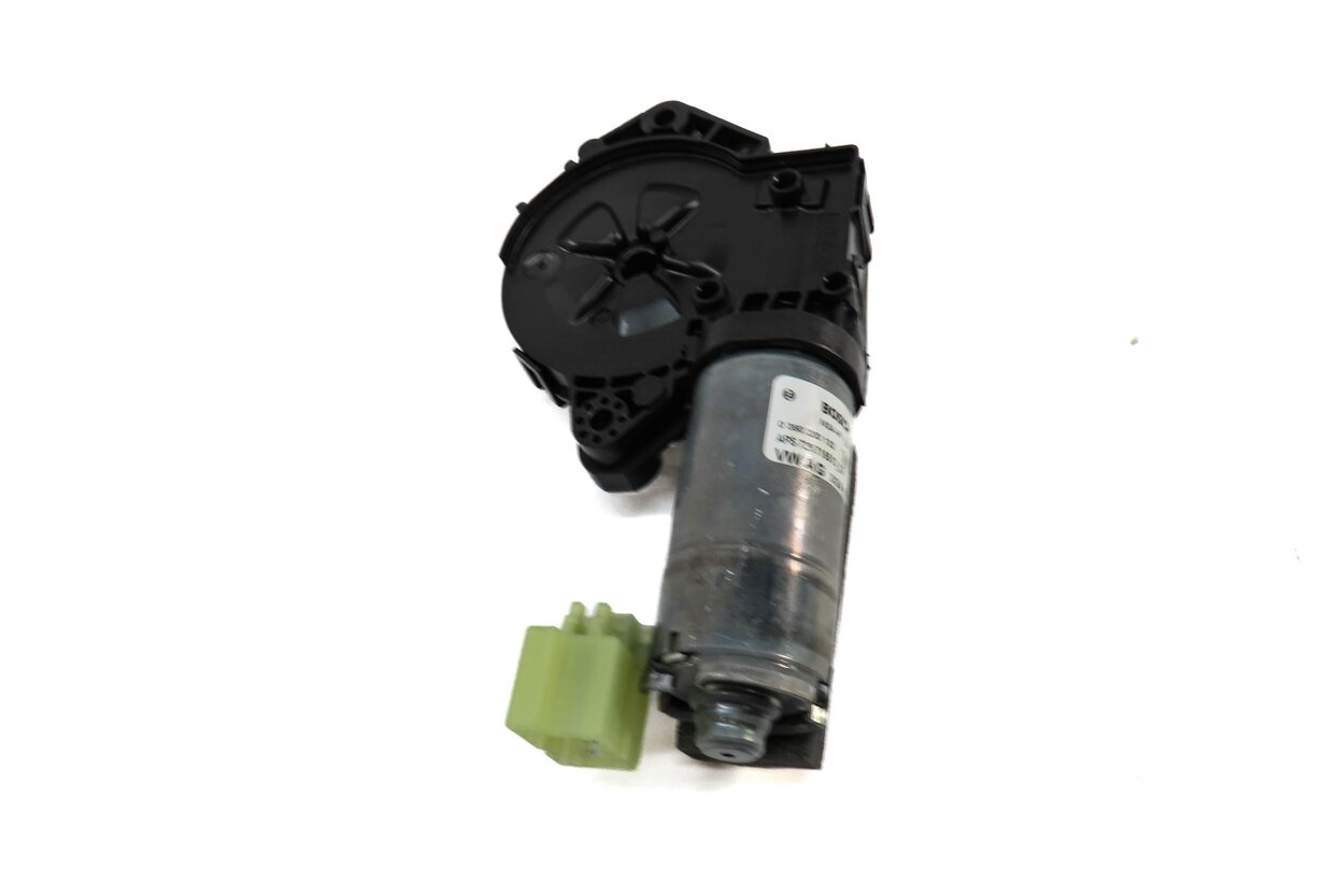 Thumbnail 2: 2018-2023 VW TIGUAN TAOS / AUDI Q5 SQ5 (FY 80A) FRONT PANORAMIC SUNROOF MOTOR