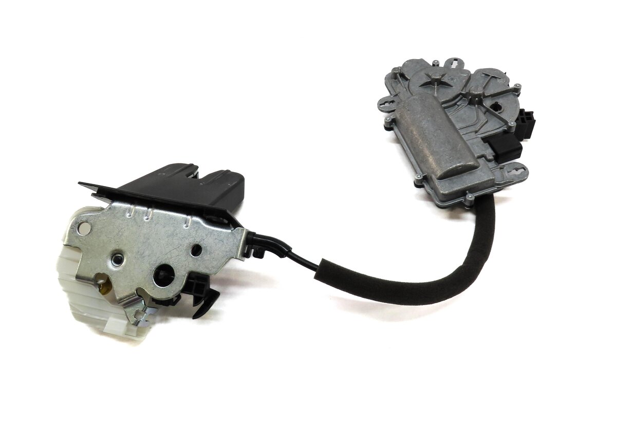 Thumbnail 3: 2020 AUDI Q5 (FY 80A) REAR TRUNK LOCK LATCH w/ ACTUATOR MOTOR