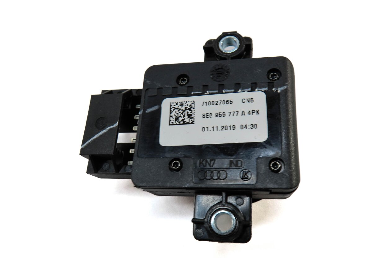 Thumbnail 4: 2020 AUDI Q5 (FY 80A) FRONT LEFT DRIVER SEAT ADJUSTMENT ADJUST SWITCH BUTTON