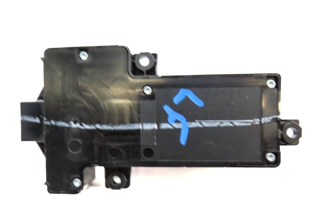 Thumbnail 6: 2020 AUDI Q5 (FY 80A) FRONT LEFT DRIVER SEAT ADJUSTMENT ADJUST SWITCH BUTTON