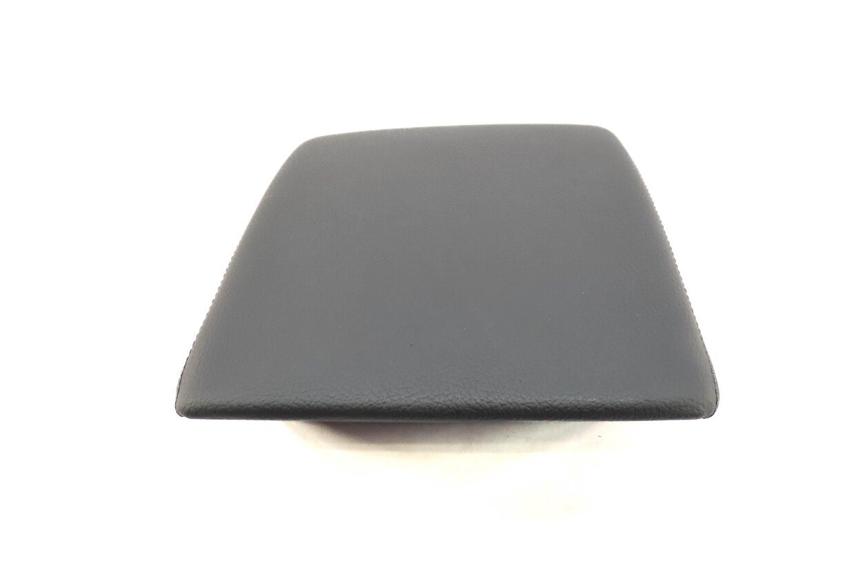 Thumbnail 4: 2018-2020 AUDI Q5 SQ5 (FY 80A) FRONT CENTER CONSOLE ARMREST LID (BLACK)